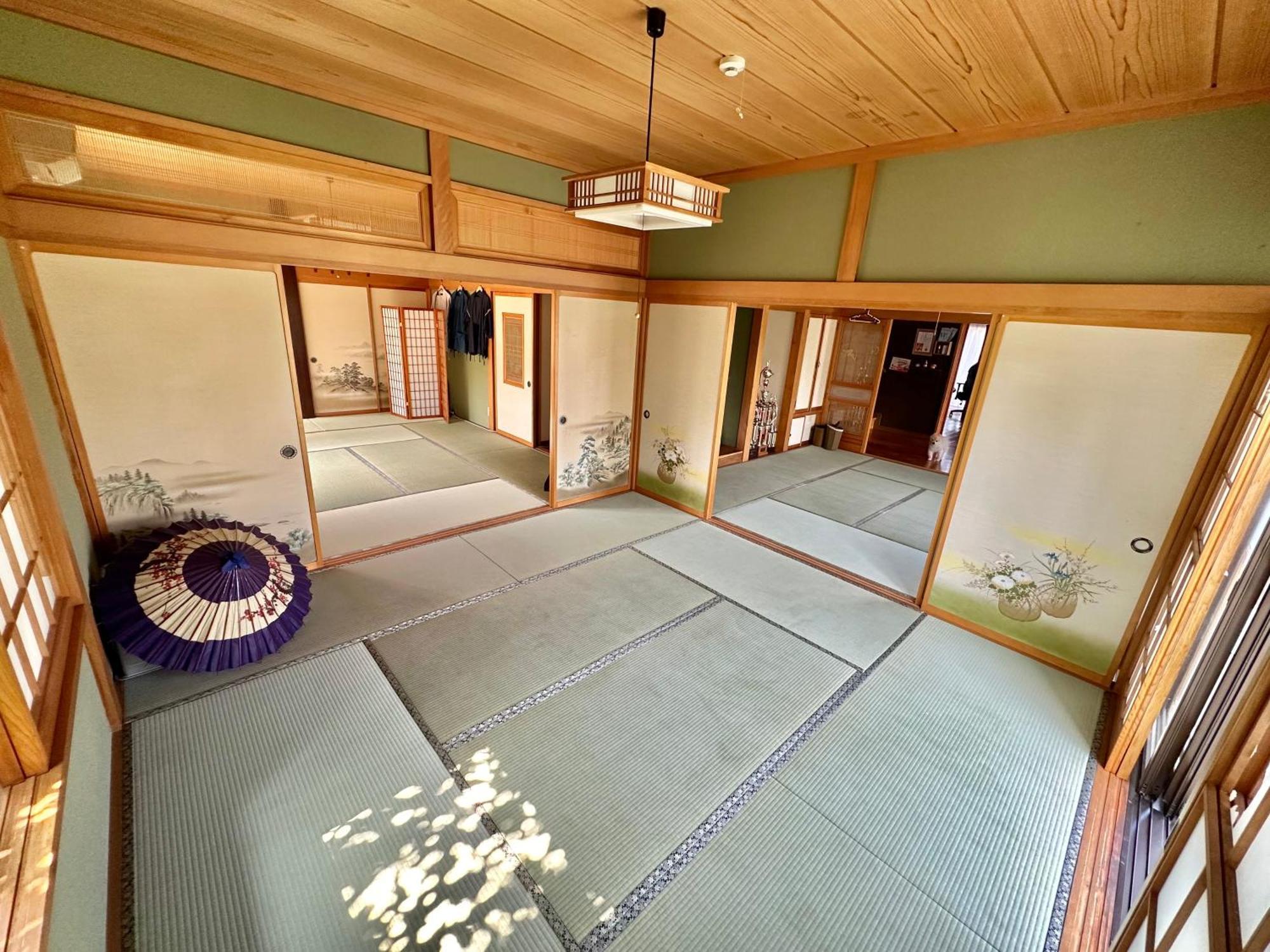青森伝統芸能を楽しめる繭子の宿 Hachinohe Bagian luar foto