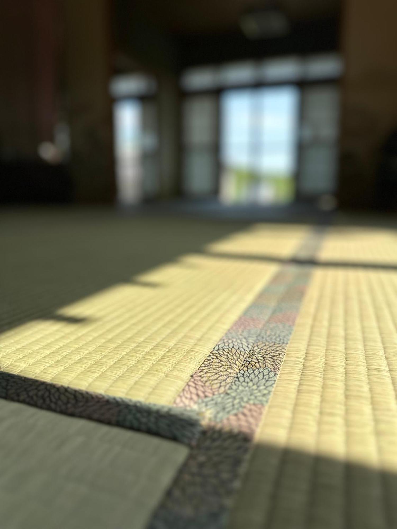 青森伝統芸能を楽しめる繭子の宿 Hachinohe Bagian luar foto